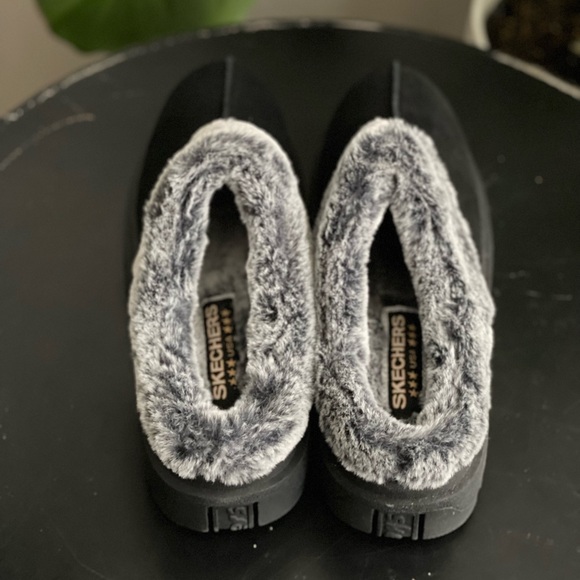 Skechers Women's Fortress Clog Slipper - Picture 8 of 11